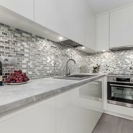 Golden By Renters Varsovia