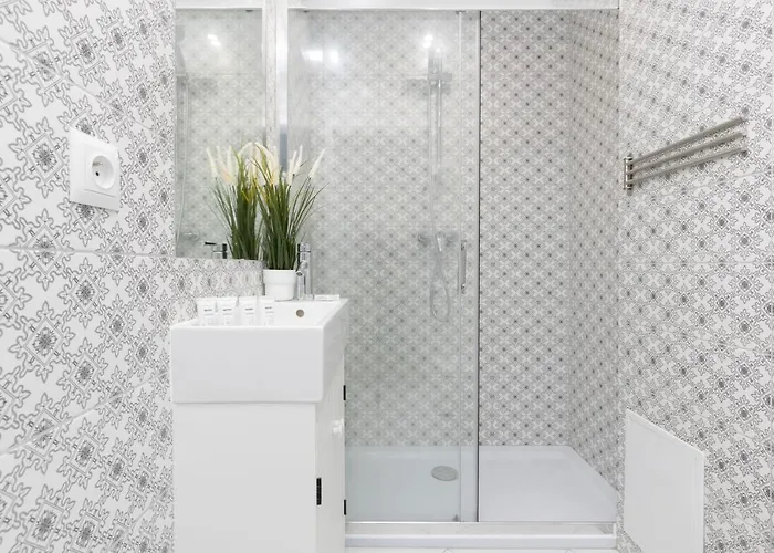 Apartment Golden By Renters